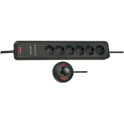 Base de tomas múltiples Eco-Line IP20 H05VV-F 3G1,5 con interruptor de mano/pie - 2 m